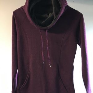🍁 Marmot sweatshirt, drawstring cowl neck with hood, wine color, small